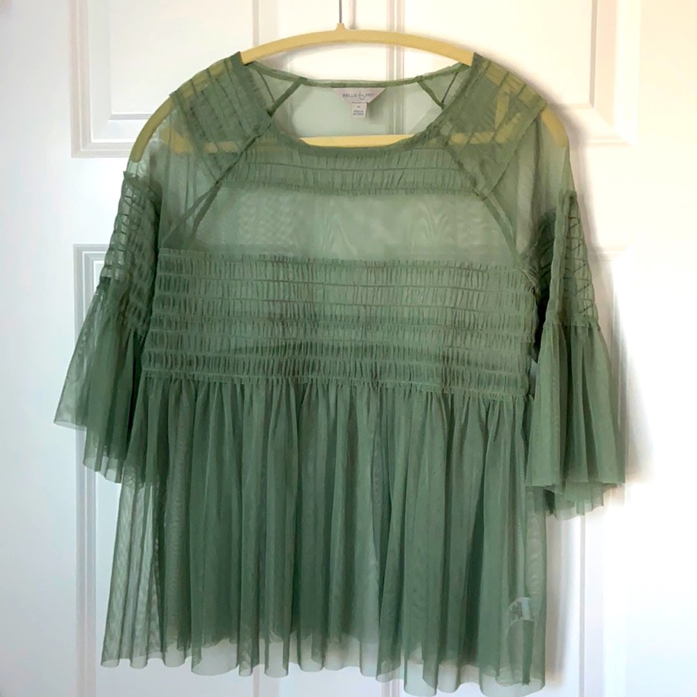 Belle Sky Sheer green Top Size M
